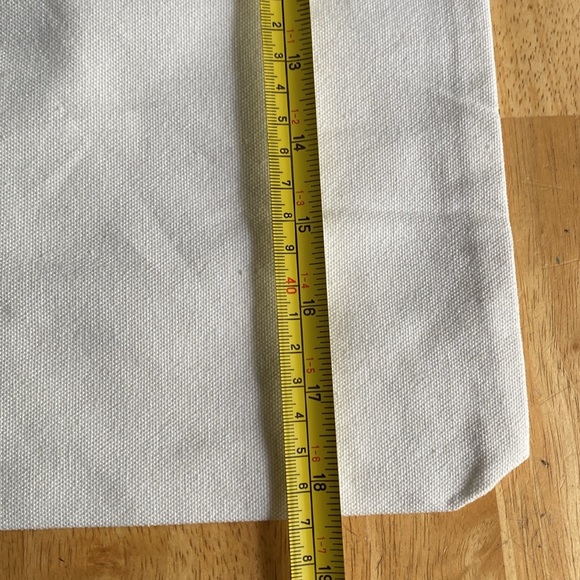 Fostered Collection dust bag 14x18”, in great condition - Picture 5 of 6